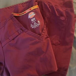 Dickies Burgundy Scrub Set